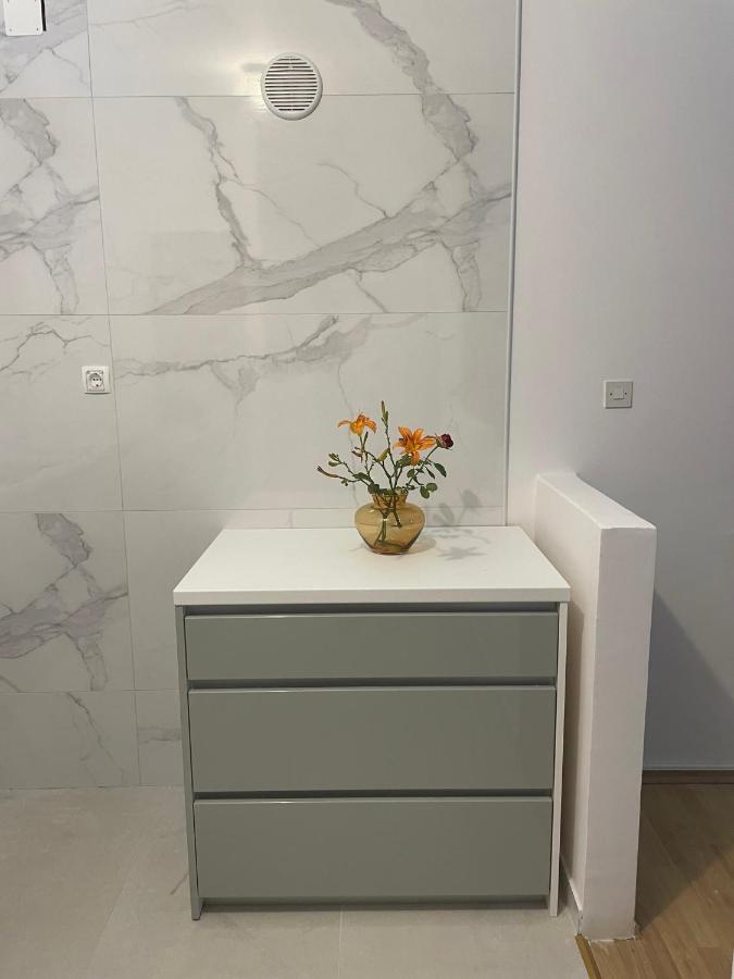 Six Bedroom Holiday Home Matea Ploce  Zewnętrze zdjęcie