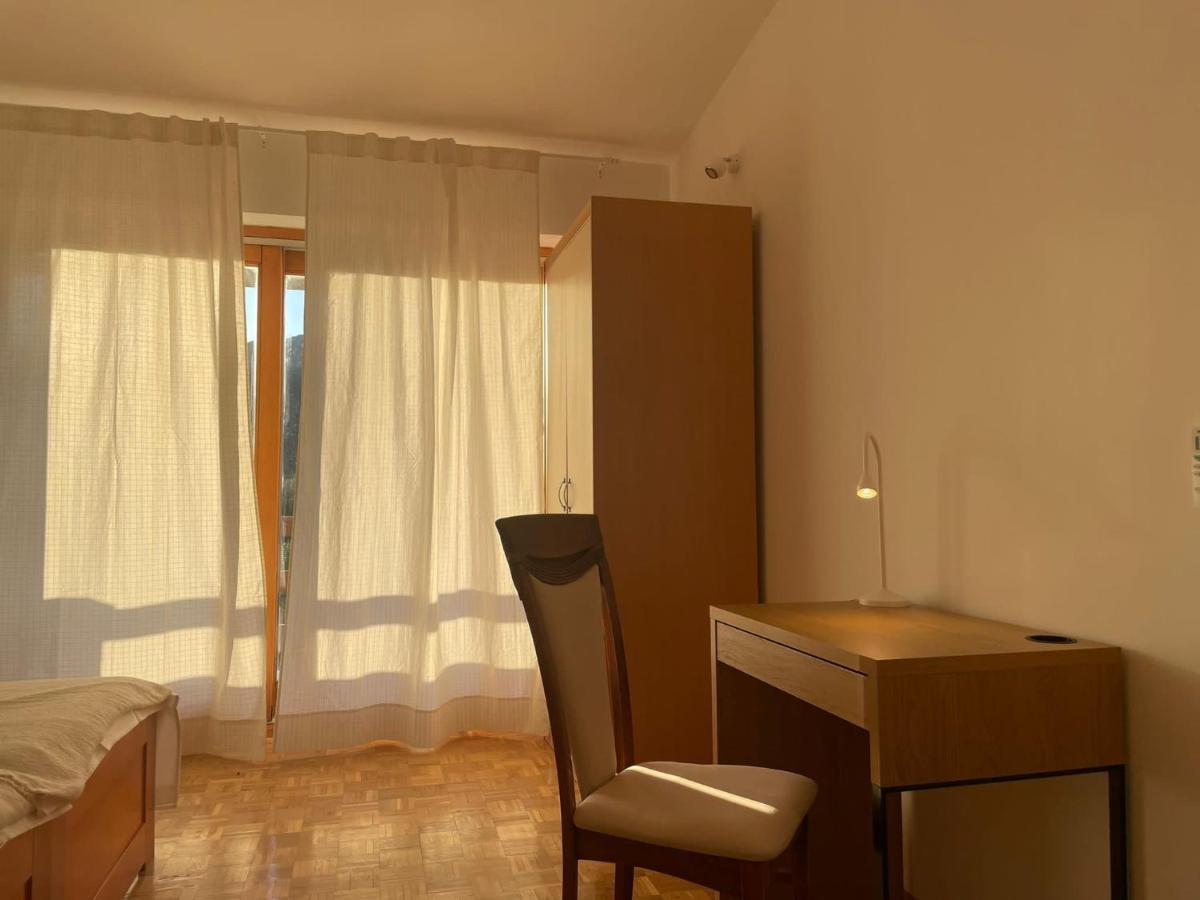 Six Bedroom Holiday Home Matea Ploce  Zewnętrze zdjęcie