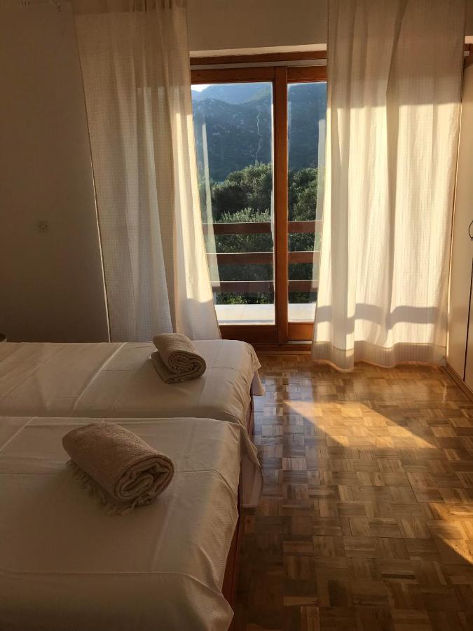 Six Bedroom Holiday Home Matea Ploce  Zewnętrze zdjęcie