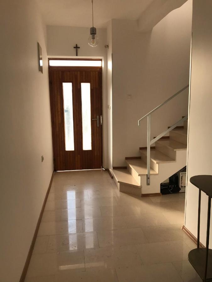 Six Bedroom Holiday Home Matea Ploce  Zewnętrze zdjęcie