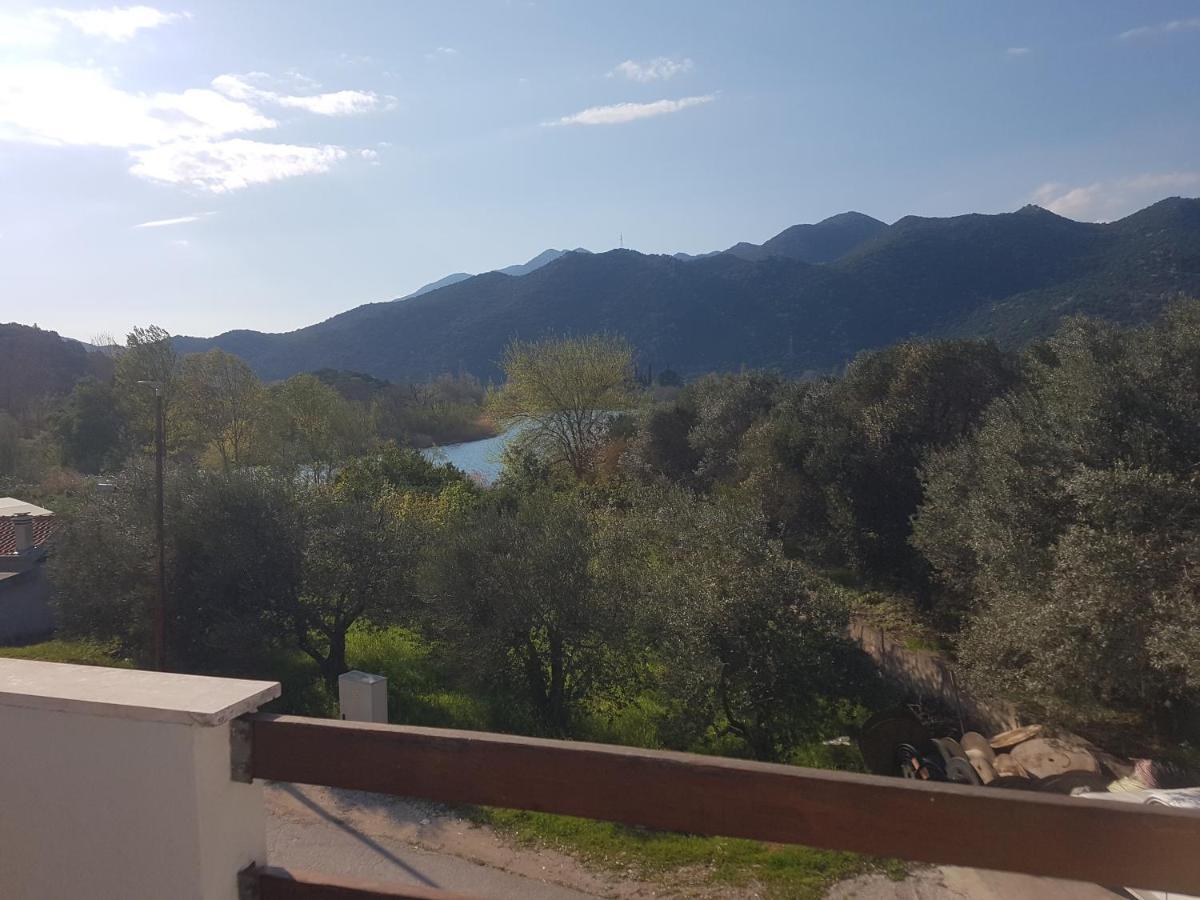 Six Bedroom Holiday Home Matea Ploce  Zewnętrze zdjęcie