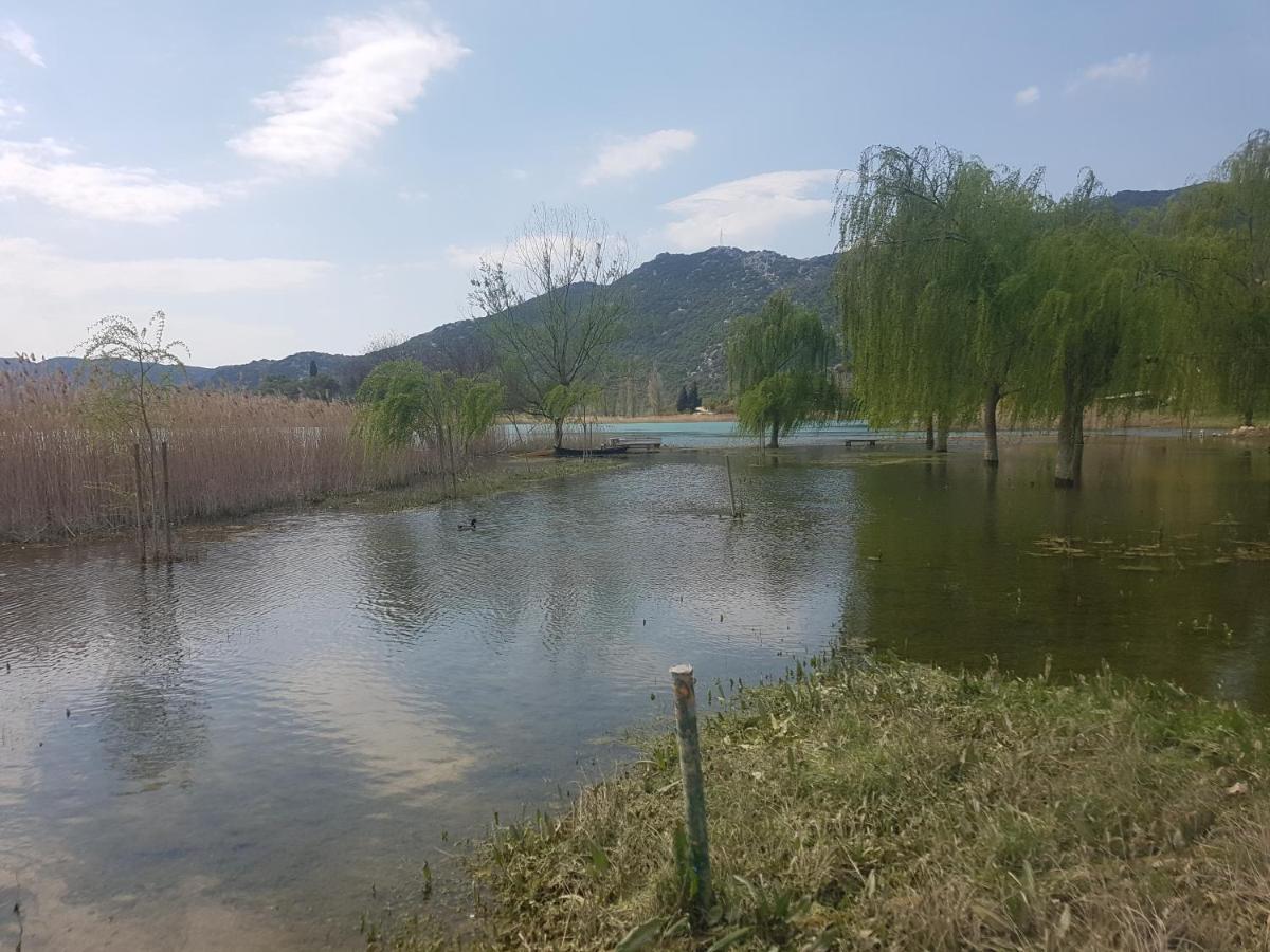 Six Bedroom Holiday Home Matea Ploce  Zewnętrze zdjęcie