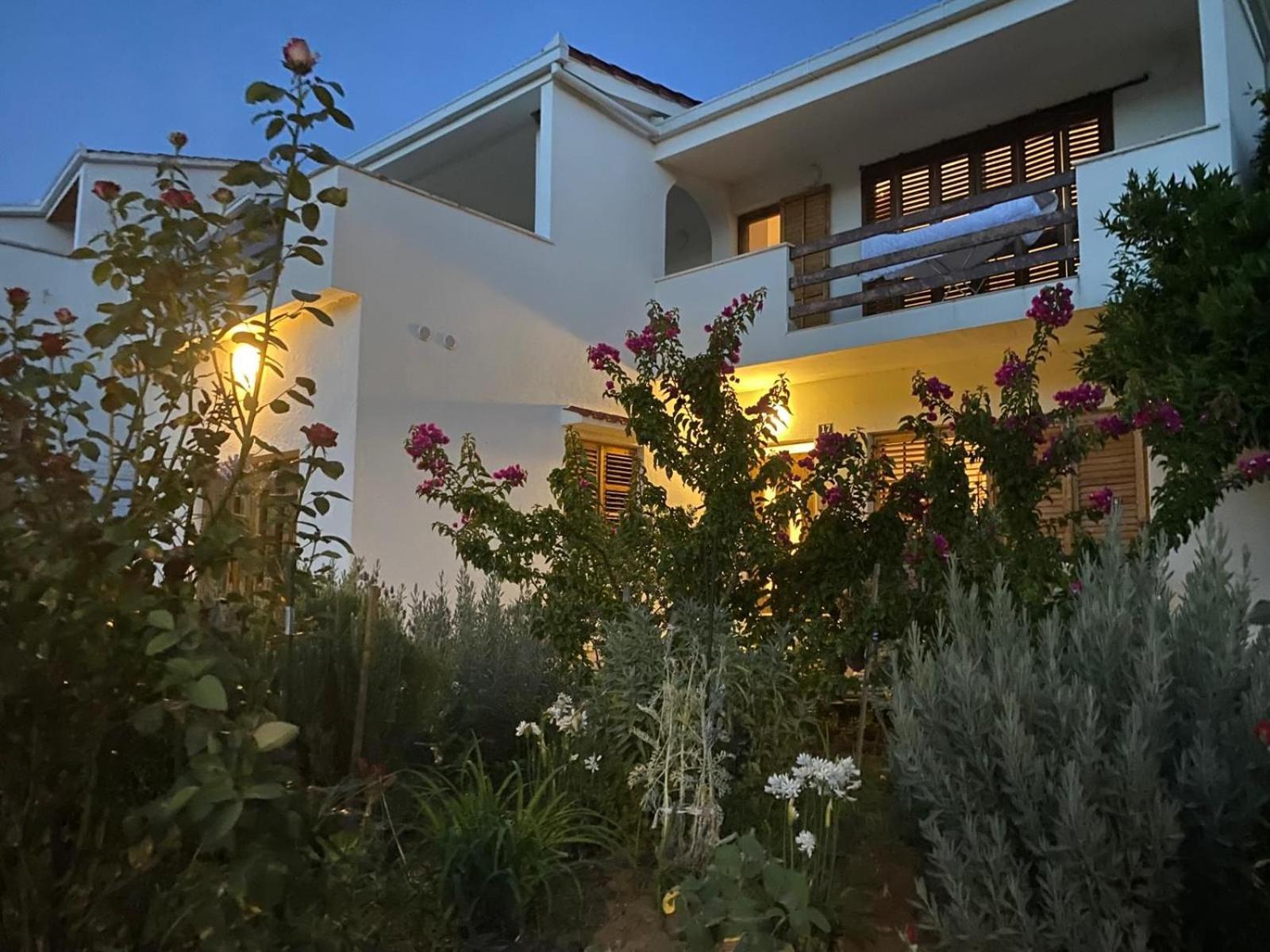 Six Bedroom Holiday Home Matea Ploce  Zewnętrze zdjęcie