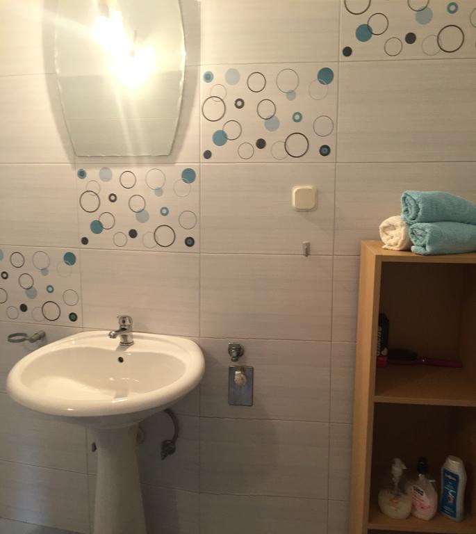 Six Bedroom Holiday Home Matea Ploce  Zewnętrze zdjęcie