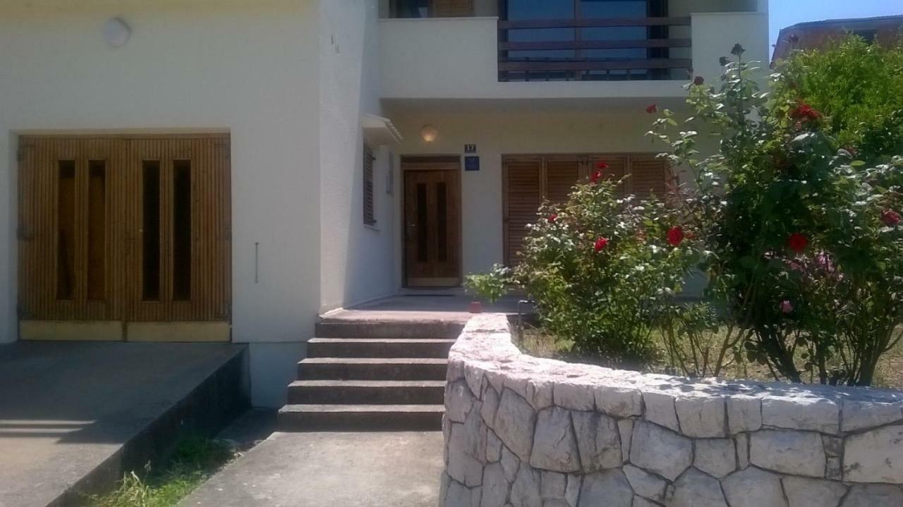 Six Bedroom Holiday Home Matea Ploce  Zewnętrze zdjęcie